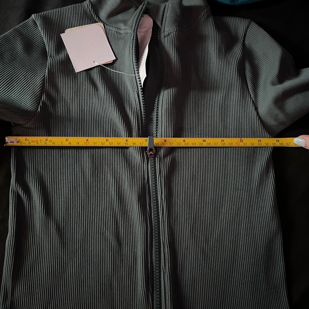 Fabletics Ribbed Seamless Jacket in Storm Slate - Picture 10 of 13